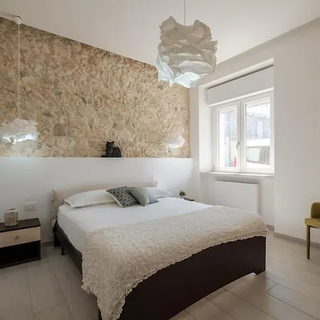 Modern Mediterranean