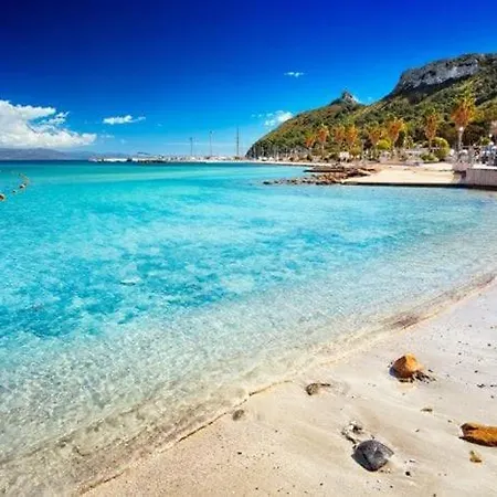 Modern Mediterranean Daire